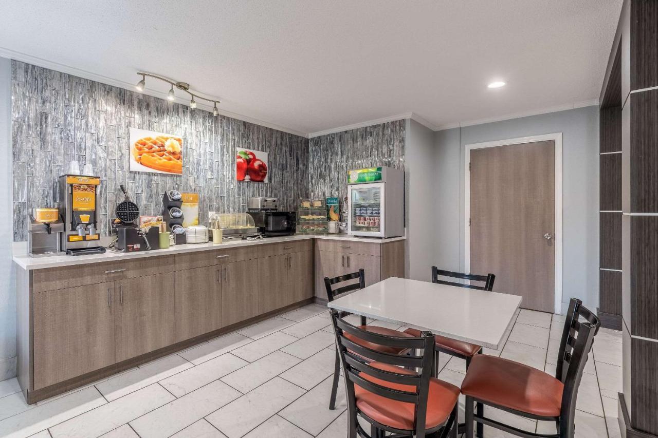 Quality Inn Cleveland Extérieur photo