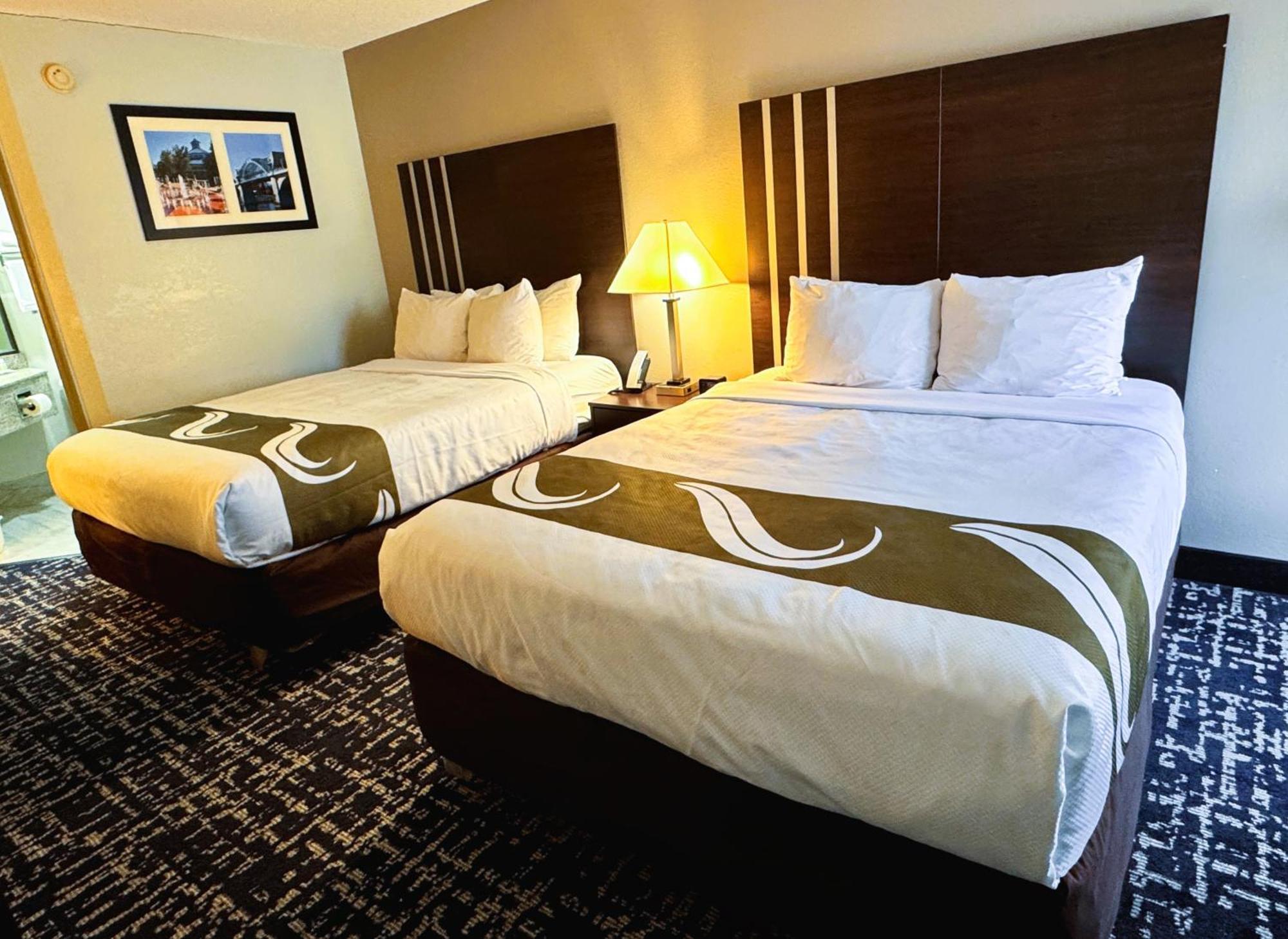 Quality Inn Cleveland Extérieur photo