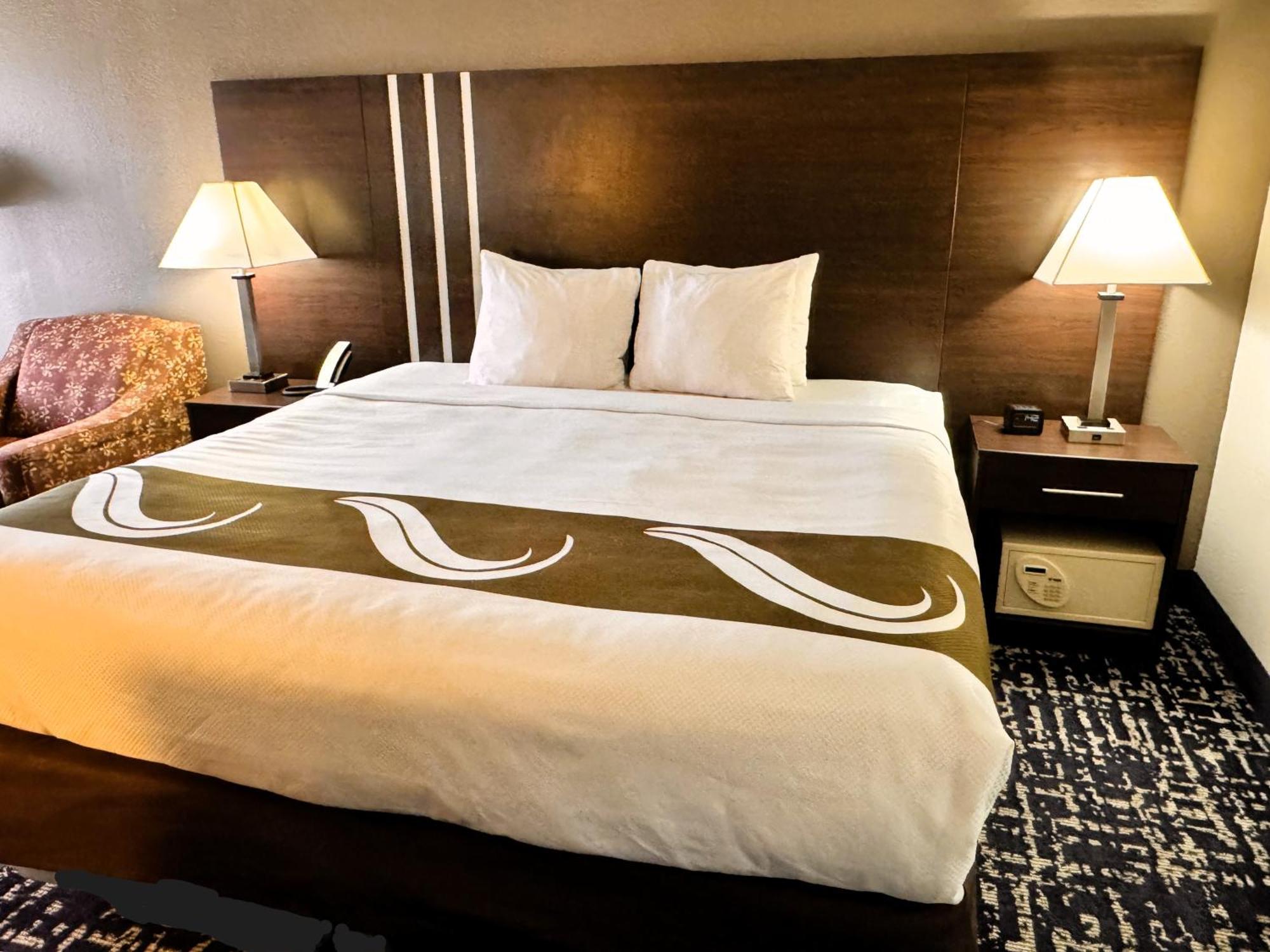 Quality Inn Cleveland Extérieur photo